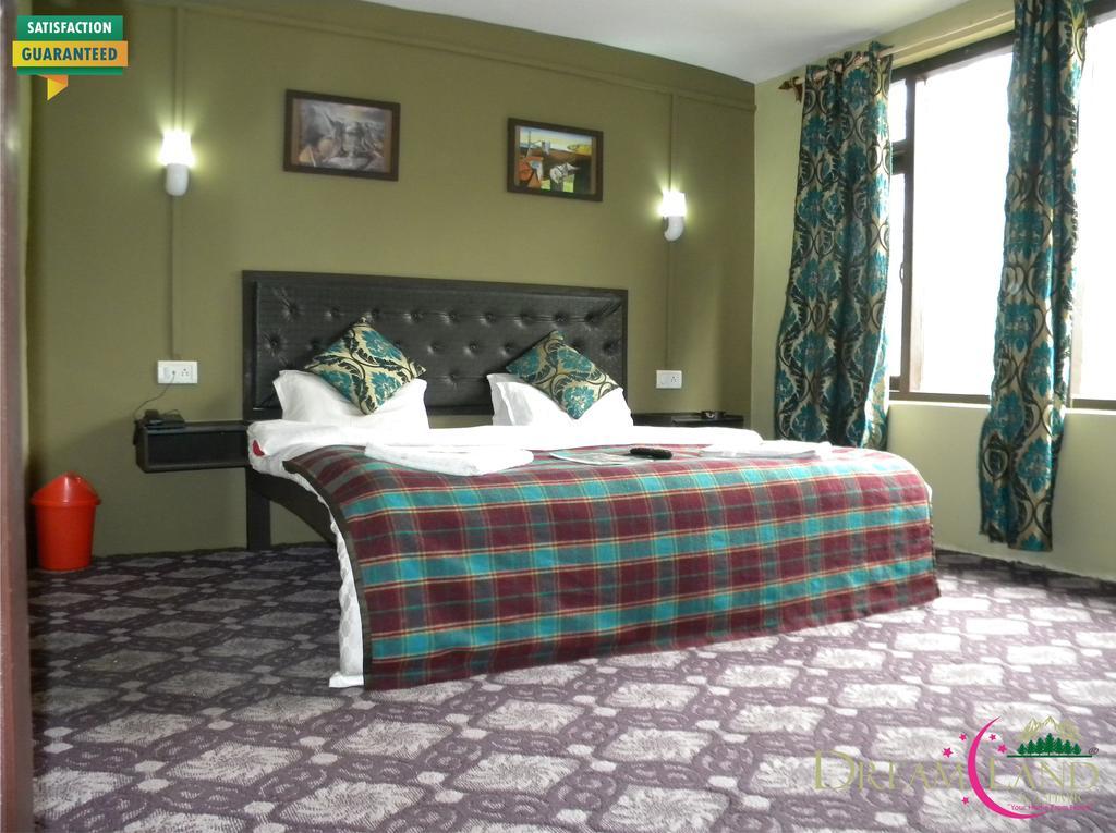 Dreamland Kashmir Cottage Pahalgam Phòng bức ảnh