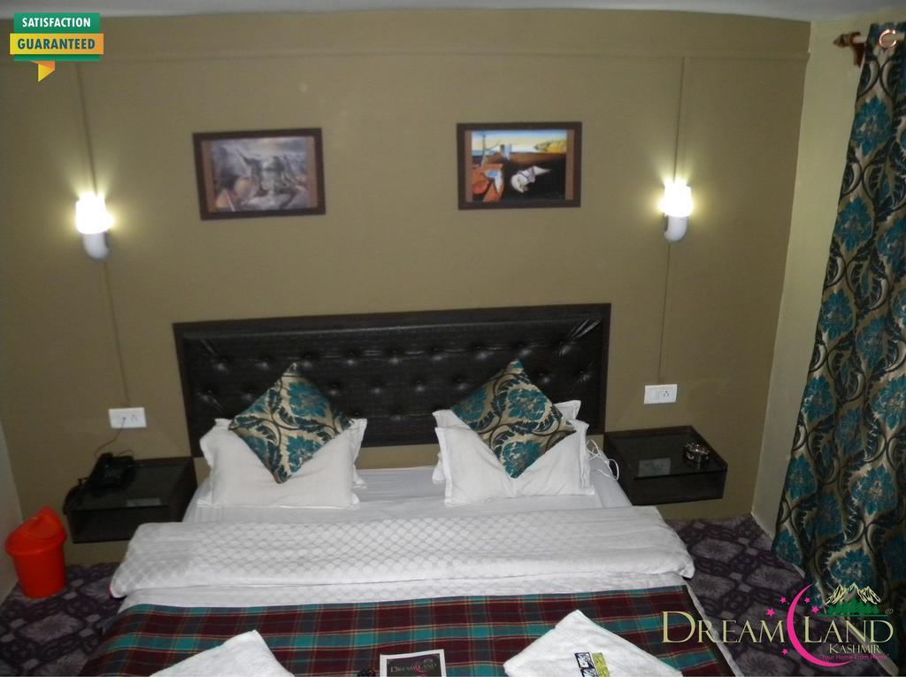 Dreamland Kashmir Cottage Pahalgam Phòng bức ảnh
