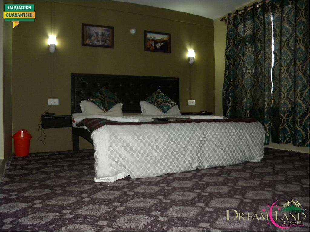 Dreamland Kashmir Cottage Pahalgam Phòng bức ảnh